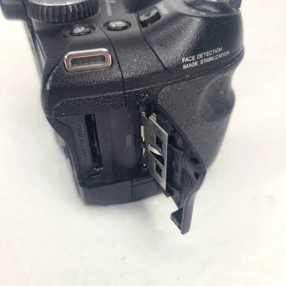 Fujifilm‎ FinePix S2100HD 10.0MP Digital Camera 15X Optical Zoom Black - TESTED